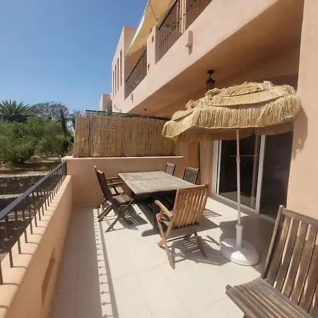 Apartment Apartamento Oasis
